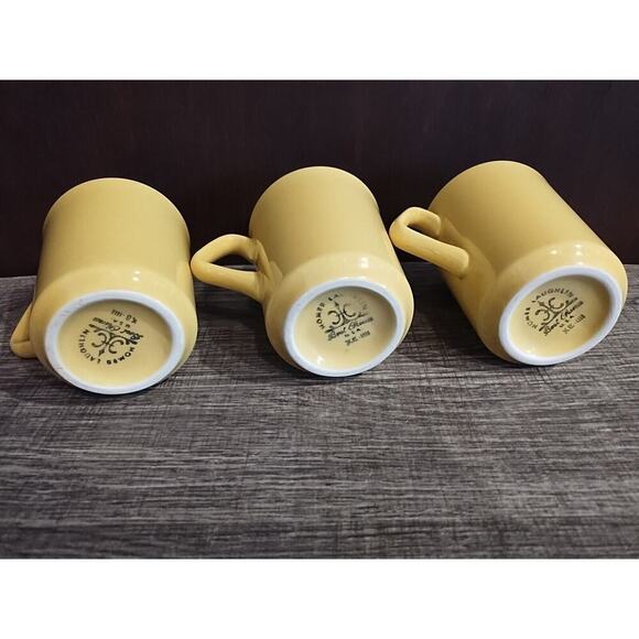 Homer Laughlin Pale Light Yellow Coffee Tea Troy Mugs Set of 3 8 oz - Picture 3 of 6